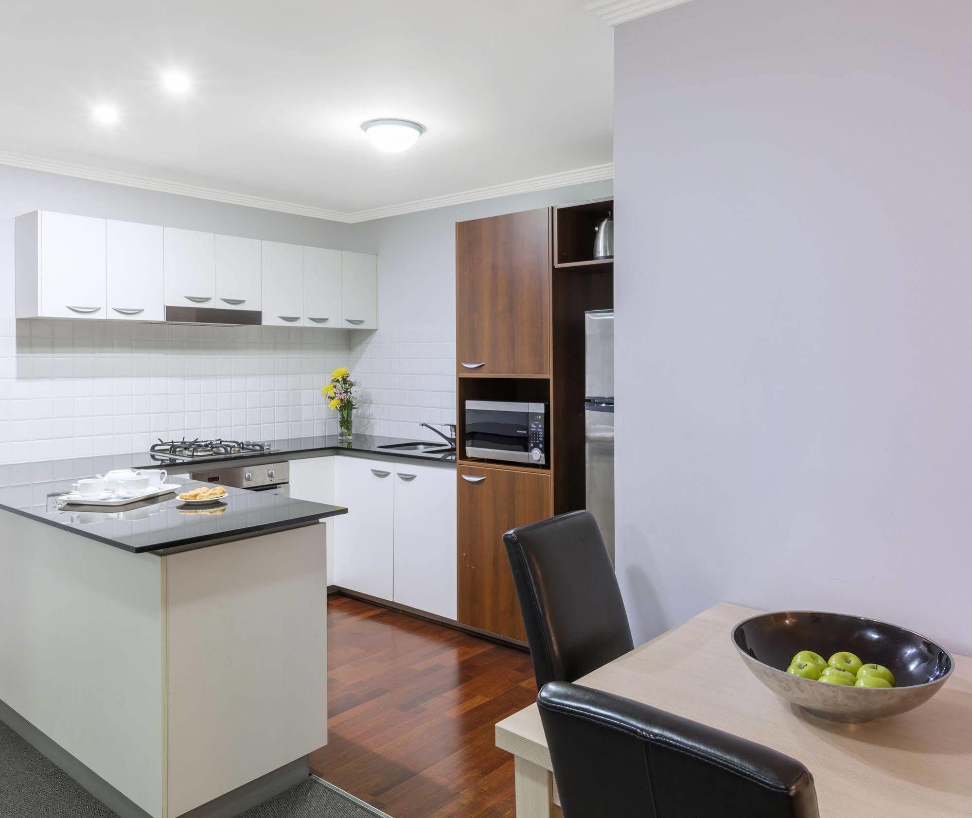 Oaks Brisbane Lexicon Suites Екстер'єр фото