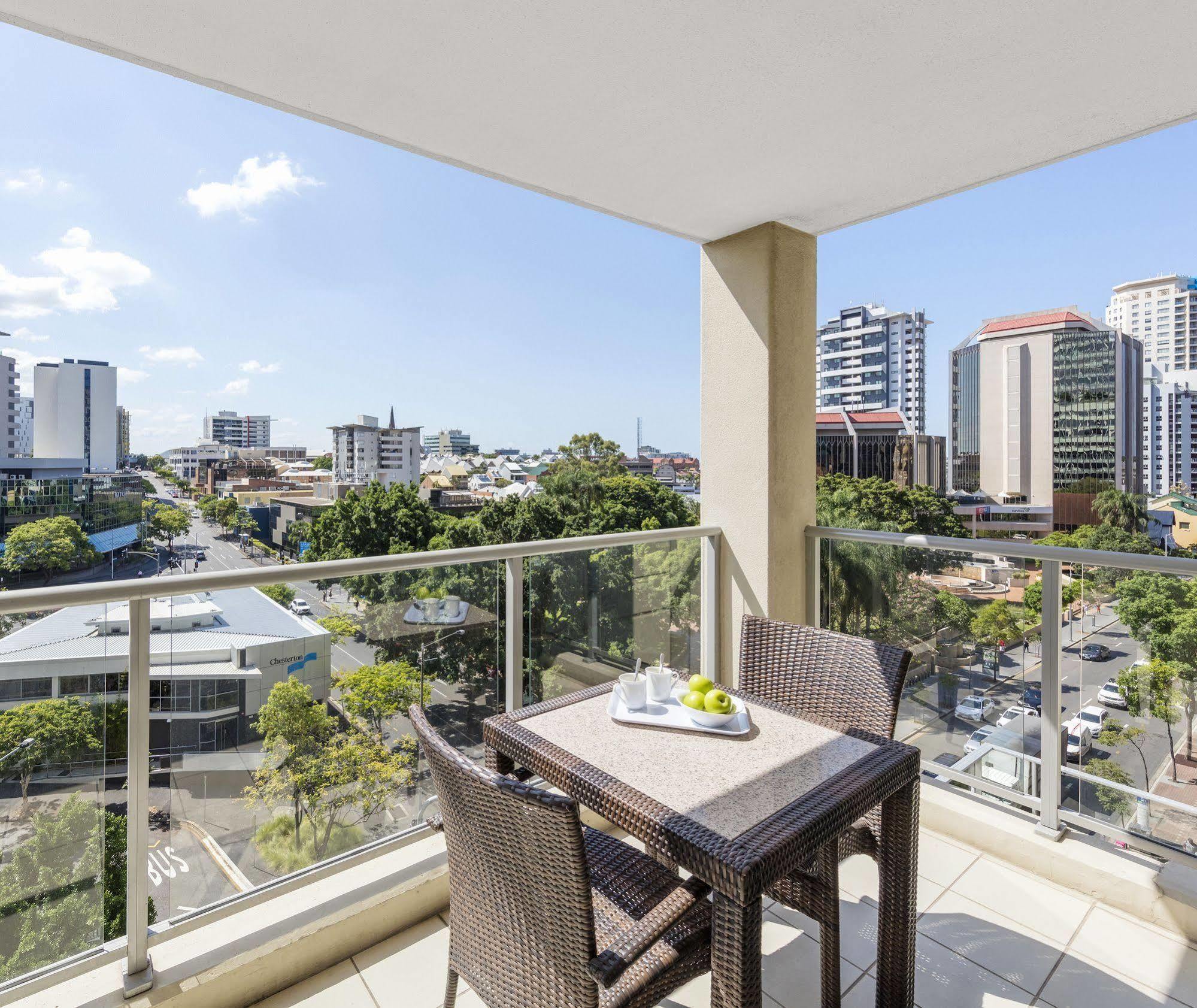 Oaks Brisbane Lexicon Suites Екстер'єр фото