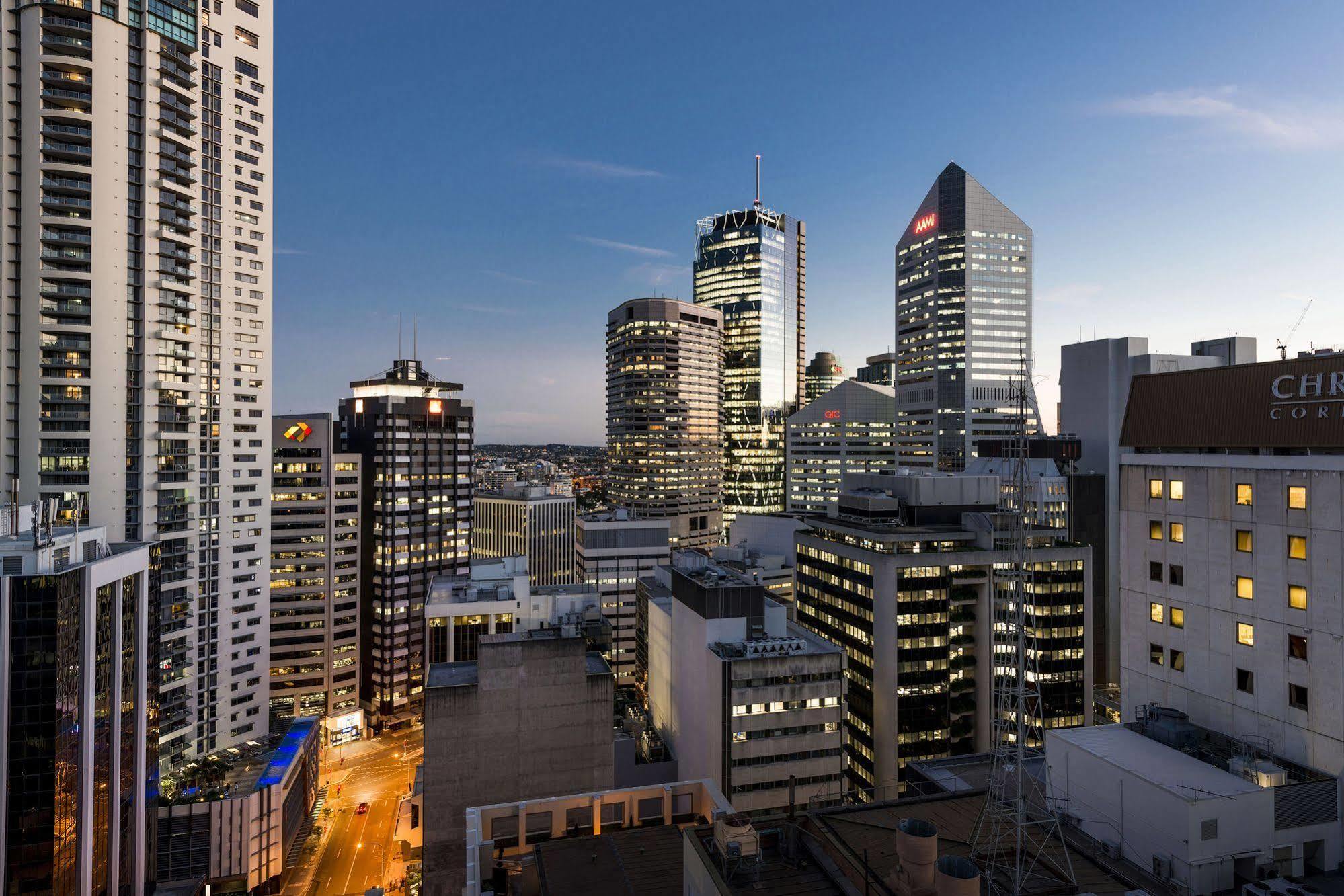 Oaks Brisbane Lexicon Suites Екстер'єр фото